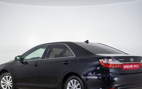 Toyota Camry, 2017 год, 1 899 000 рублей, 7 фотография