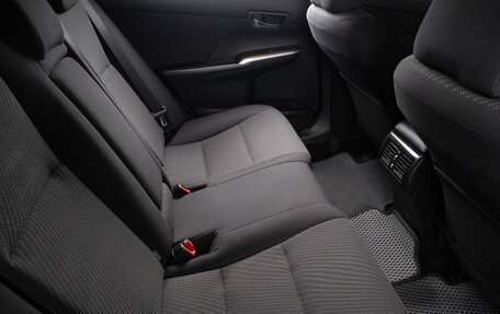 Toyota Camry, 2017 год, 1 899 000 рублей, 20 фотография