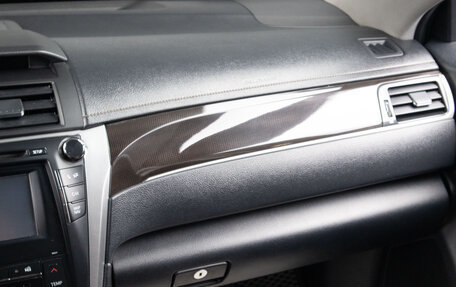 Toyota Camry, 2017 год, 1 899 000 рублей, 13 фотография