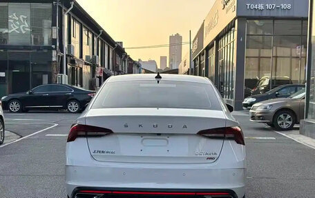 Skoda Octavia IV, 2022 год, 1 550 000 рублей, 5 фотография