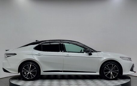 Toyota Camry, 2020 год, 2 750 000 рублей, 4 фотография