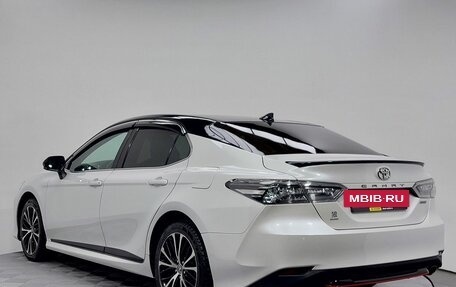 Toyota Camry, 2020 год, 2 750 000 рублей, 7 фотография