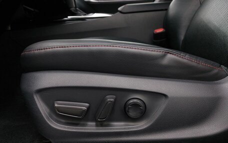 Toyota Camry, 2020 год, 2 750 000 рублей, 16 фотография