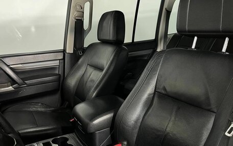 Mitsubishi Pajero IV, 2012 год, 1 730 000 рублей, 28 фотография