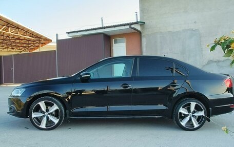 Volkswagen Jetta VI, 2013 год, 1 270 000 рублей, 1 фотография