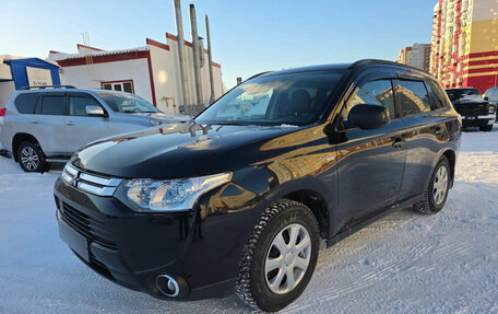 Mitsubishi Outlander III рестайлинг 3, 2014 год, 1 349 000 рублей, 1 фотография