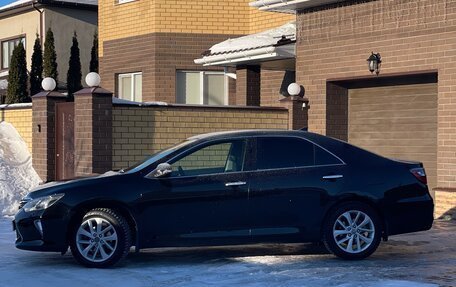 Toyota Camry, 2017 год, 2 130 000 рублей, 10 фотография