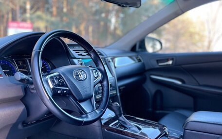 Toyota Camry, 2017 год, 2 130 000 рублей, 9 фотография