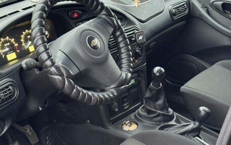 Chevrolet Niva I рестайлинг, 2017 год, 715 000 рублей, 4 фотография