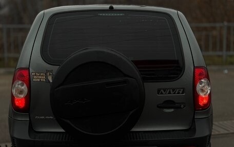 Chevrolet Niva I рестайлинг, 2017 год, 715 000 рублей, 2 фотография