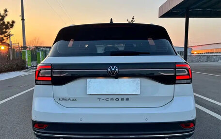 Volkswagen T-Cross I, 2022 год, 1 300 000 рублей, 5 фотография