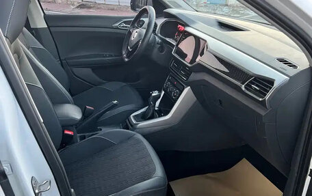 Volkswagen T-Cross I, 2022 год, 1 300 000 рублей, 10 фотография