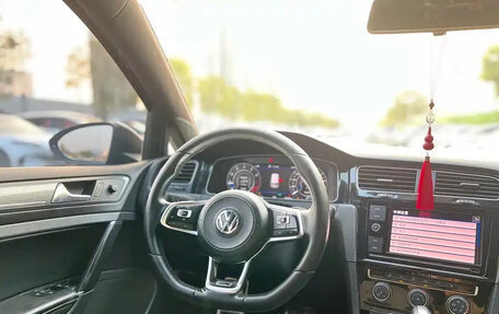 Volkswagen Golf VII, 2019 год, 1 230 530 рублей, 11 фотография