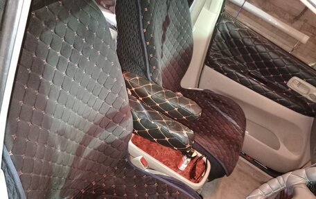 Toyota Ipsum II, 2000 год, 580 000 рублей, 8 фотография