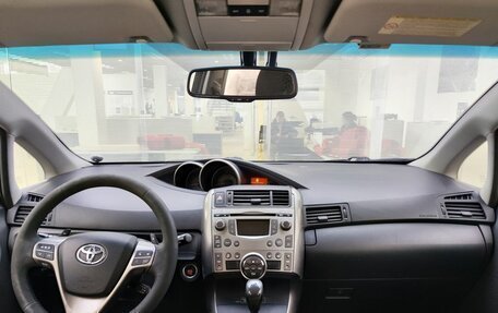 Toyota Verso I, 2009 год, 799 000 рублей, 17 фотография