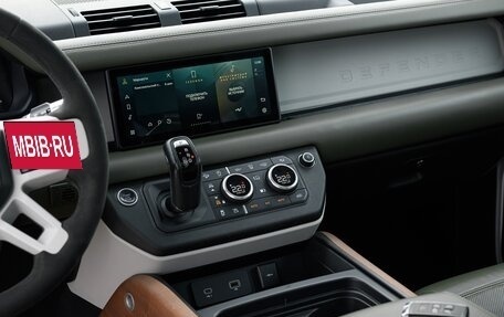 Land Rover Defender II, 2020 год, 7 000 000 рублей, 7 фотография