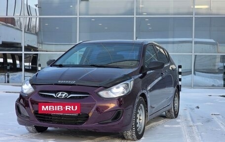 Hyundai Solaris II рестайлинг, 2012 год, 755 000 рублей, 8 фотография