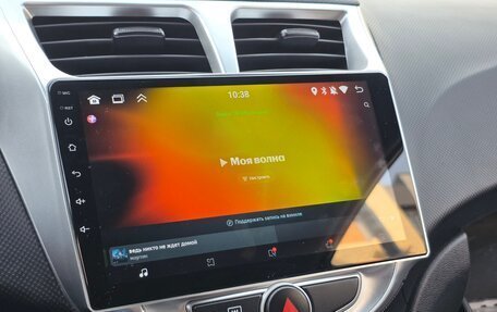 Hyundai Solaris II рестайлинг, 2012 год, 755 000 рублей, 17 фотография