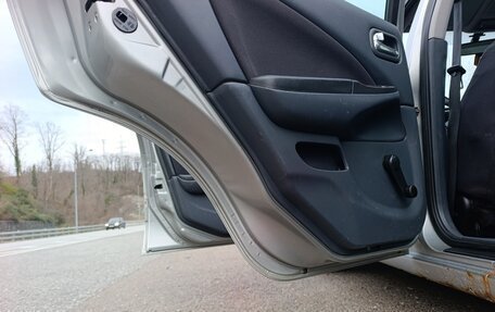 Nissan Almera, 2006 год, 335 000 рублей, 14 фотография