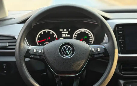 Volkswagen T-Cross I, 2022 год, 1 300 000 рублей, 13 фотография