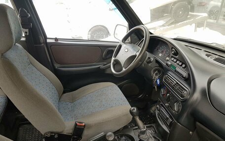 Chevrolet Niva I рестайлинг, 2005 год, 299 000 рублей, 9 фотография