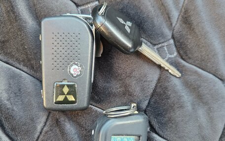 Mitsubishi Outlander III рестайлинг 3, 2014 год, 1 349 000 рублей, 11 фотография