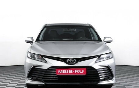 Toyota Camry, 2021 год, 2 150 000 рублей, 2 фотография