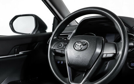 Toyota Camry, 2021 год, 2 150 000 рублей, 13 фотография