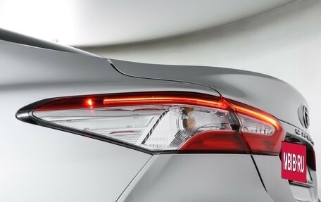 Toyota Camry, 2021 год, 2 150 000 рублей, 22 фотография