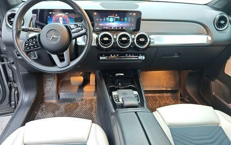 Mercedes-Benz GLB, 2020 год, 2 750 000 рублей, 13 фотография