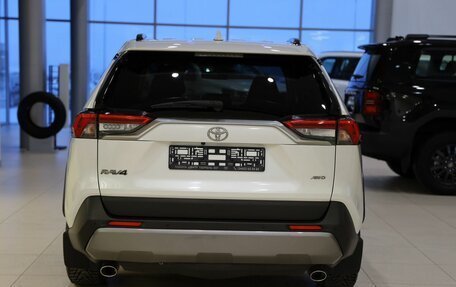 Toyota RAV4, 2019 год, 3 575 000 рублей, 6 фотография