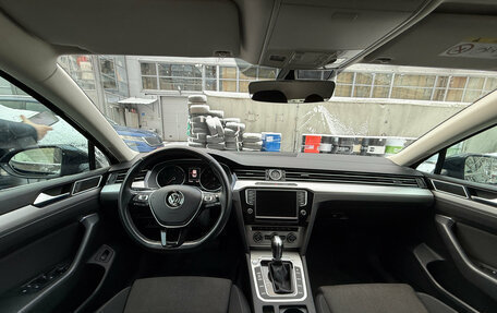 Volkswagen Passat B8 рестайлинг, 2017 год, 1 649 000 рублей, 12 фотография