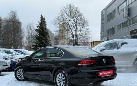 Volkswagen Passat B8 рестайлинг, 2017 год, 1 649 000 рублей, 6 фотография