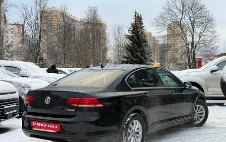Volkswagen Passat B8 рестайлинг, 2017 год, 1 649 000 рублей, 4 фотография