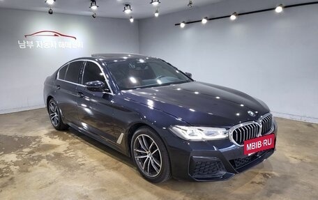 BMW 5 серия, 2023 год, 4 400 007 рублей, 3 фотография