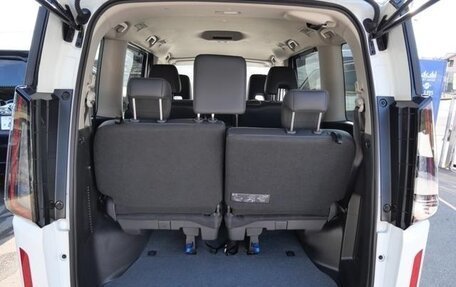 Nissan Serena, 2022 год, 1 700 009 рублей, 19 фотография