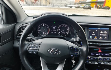 Hyundai Elantra VI рестайлинг, 2019 год, 1 790 000 рублей, 21 фотография