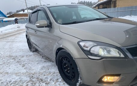 KIA cee'd I рестайлинг, 2010 год, 610 000 рублей, 4 фотография
