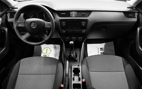 Skoda Octavia, 2015 год, 1 045 000 рублей, 10 фотография