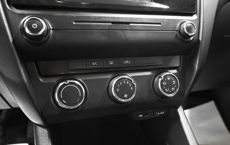 Skoda Octavia, 2015 год, 1 045 000 рублей, 14 фотография