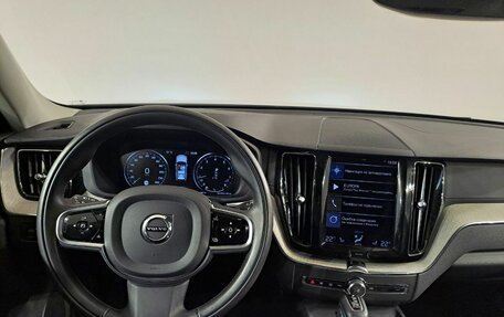 Volvo XC60 II, 2021 год, 4 590 000 рублей, 9 фотография