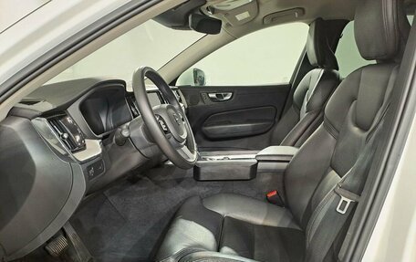 Volvo XC60 II, 2021 год, 4 590 000 рублей, 14 фотография