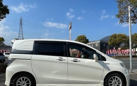 Honda Freed I, 2016 год, 927 000 рублей, 4 фотография