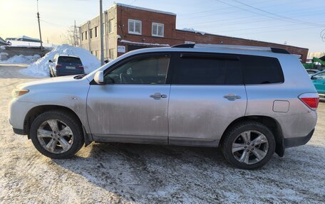 Toyota Highlander III, 2012 год, 2 200 000 рублей, 3 фотография