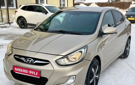 Hyundai Solaris II рестайлинг, 2012 год, 610 000 рублей, 1 фотография