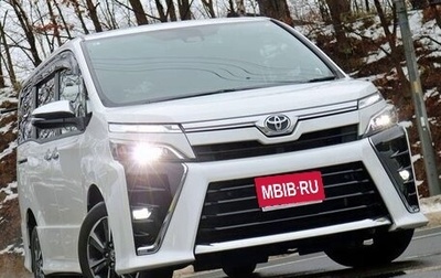 Toyota Voxy III, 2021 год, 1 960 000 рублей, 1 фотография