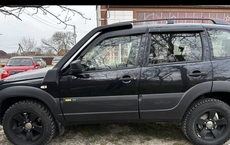 Chevrolet Niva I рестайлинг, 2016 год, 950 000 рублей, 2 фотография