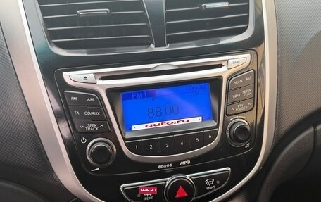 Hyundai Solaris II рестайлинг, 2012 год, 610 000 рублей, 20 фотография