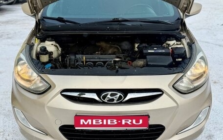 Hyundai Solaris II рестайлинг, 2012 год, 610 000 рублей, 9 фотография