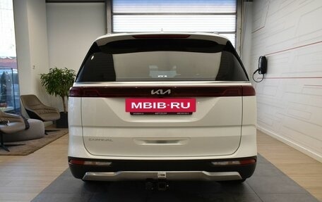 KIA Carnival, 2022 год, 3 999 000 рублей, 6 фотография